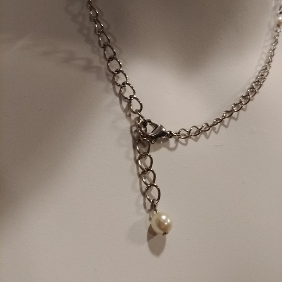 Faux Pearl Statement Necklace with Earrings - Picture 5 of 5